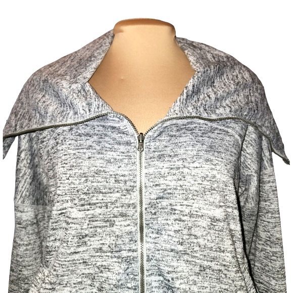 Athleta Heather Gray Kickback Sweatshirt Zip Up Cowl Neck Jacket Size M - Picture 5 of 12